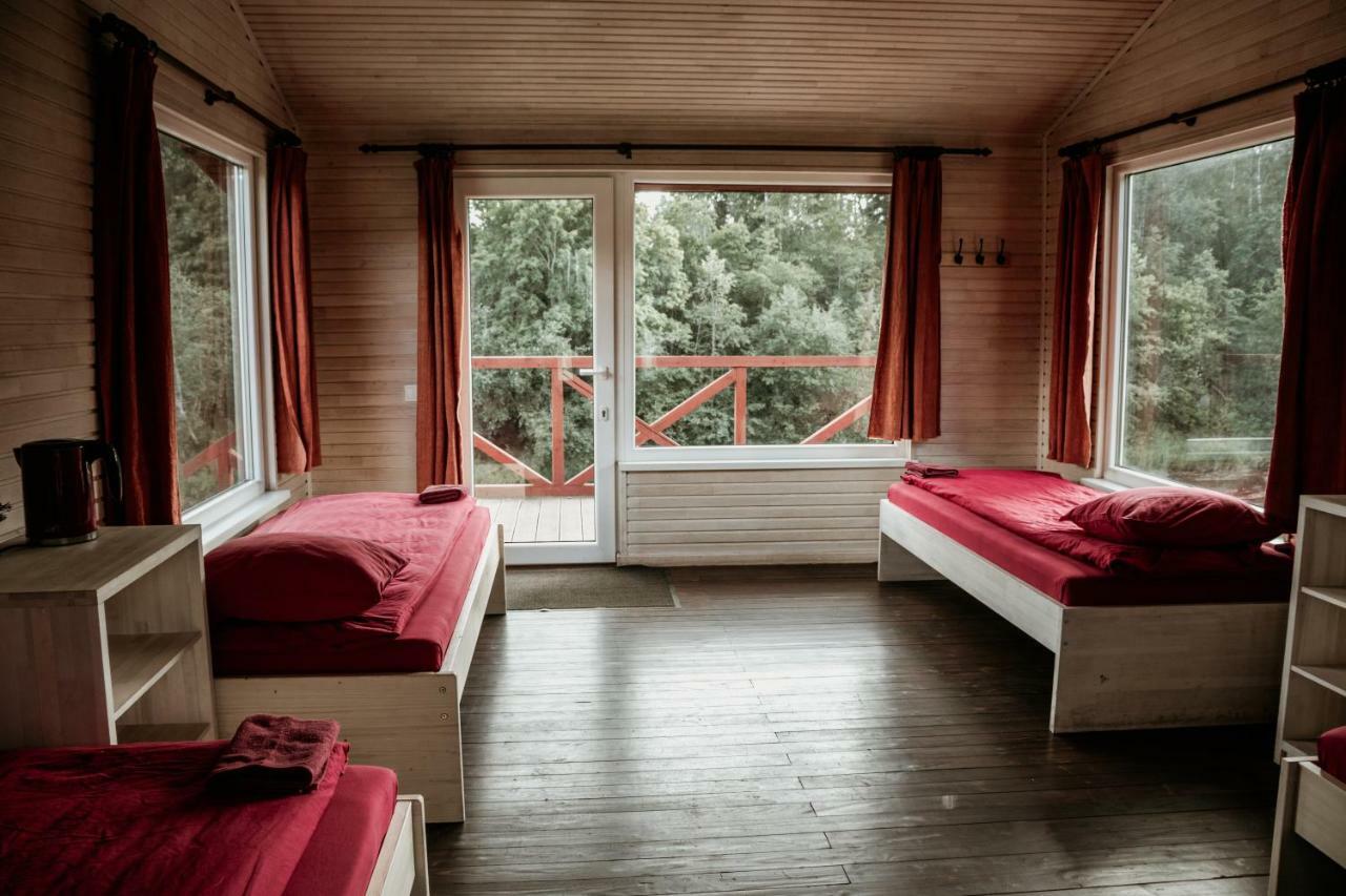 Hotel Atputas Baze Ods à Bārta Extérieur photo